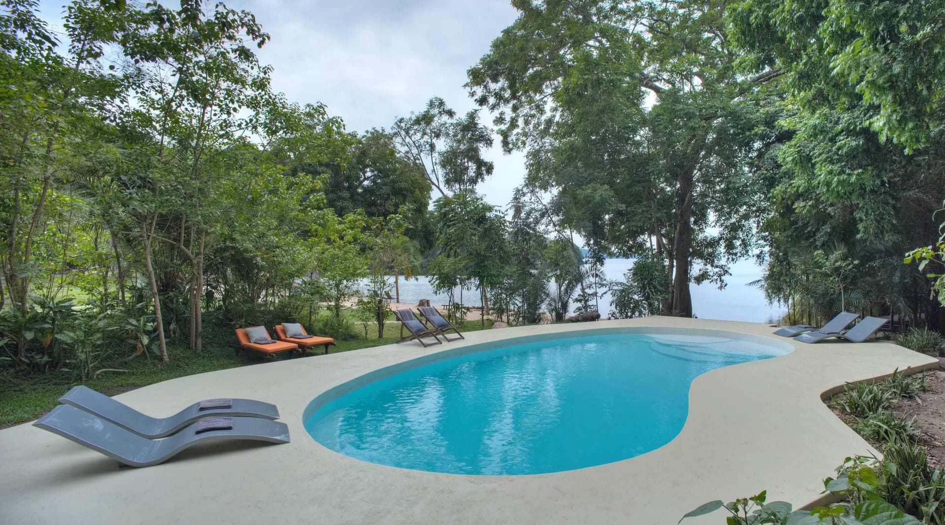 Luxury lodge pool in Tanzania